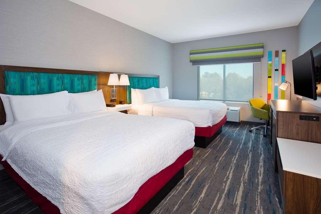 Hampton Inn Paris, Tn Room photo